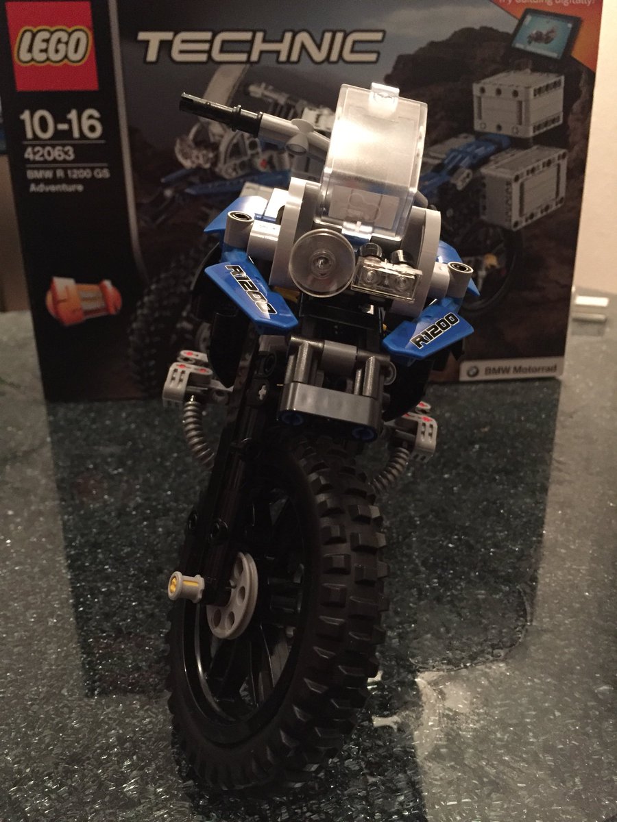dnsmichi's tweet photo. Awesome #legotechnic #bmw model I got myself in @LEGO_Group store #hamburg :-) #lego #awesomebuild https://t.co/e8OgtJKZrC