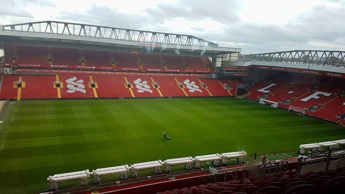 Had a fab day at LFC 😁 Partners working together to deliver an afternoon of amazing entertainment for so many💃🎼👏🏻❤️ <a href="/JackieHelpingH/">Jackie Connolly</a> <a href="/S55JNP/">Stephen Potter</a>