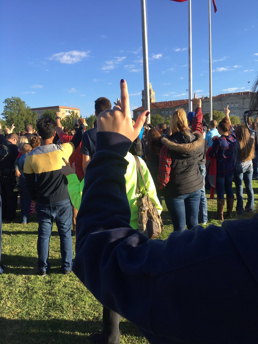 HenryRamosTV's tweet photo. Everyone at vigil currently has their guns up. #TexasTech @FOX34 #TexasTechStrong https://t.co/tlfjTpFS6y