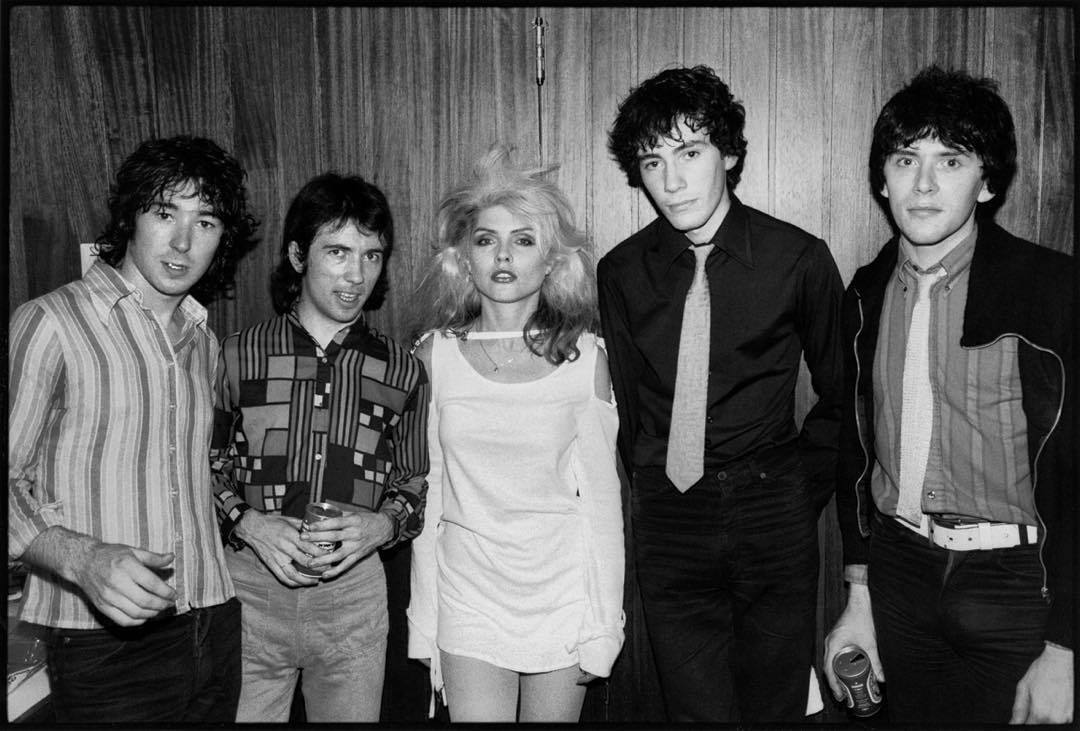 PunKandStuff's tweet photo. Buzzcocks and Debbie Harry 1978
Photo by Chris Stein https://t.co/2joYwBOgwW
