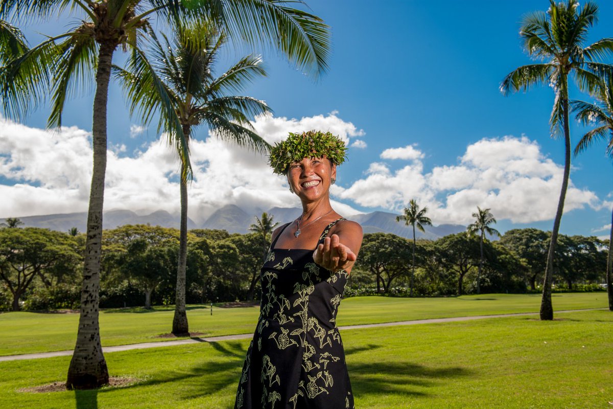 It's #TravelTuesday - find your "wow" moment with our Ka‘anapali History &amp; Legends Tour! We show you secret sites of <a href="/KaanapaliMaui/">Kaanapali Resort</a> 😎