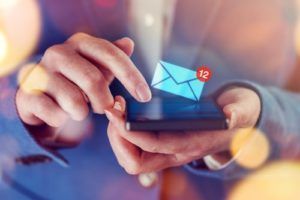1min30's tweet photo. 4 conseils pour réussir vos campagnes d’email https://t.co/xQIw8UTzVY https://t.co/esR3g9dAPE