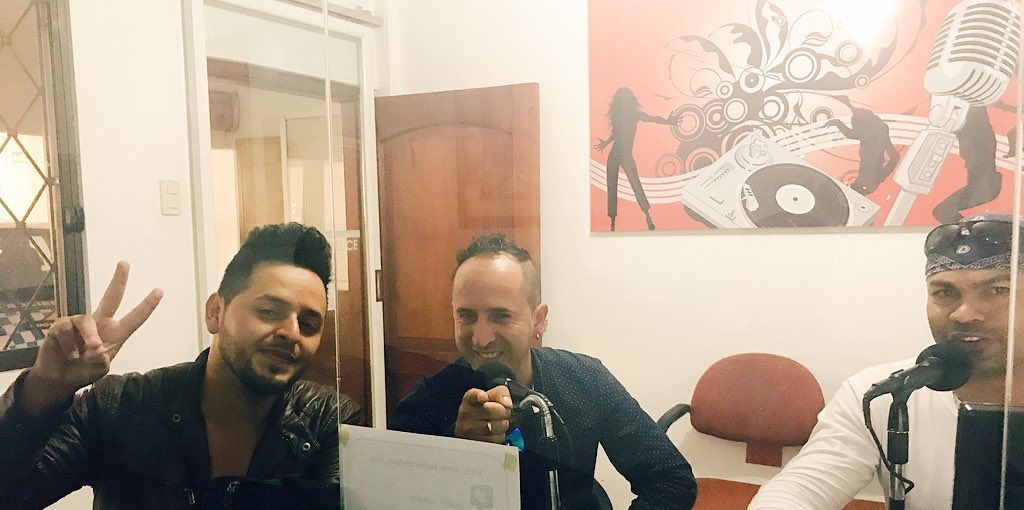 SupercomZona7's tweet photo. .@AndersonMilanEC y Víctor Fabio presentan este jueves 12 de octubre su video clip 'Tatuaje', canción disponible en #Latitud1x1EC. https://t.co/JbKFX3HaSS