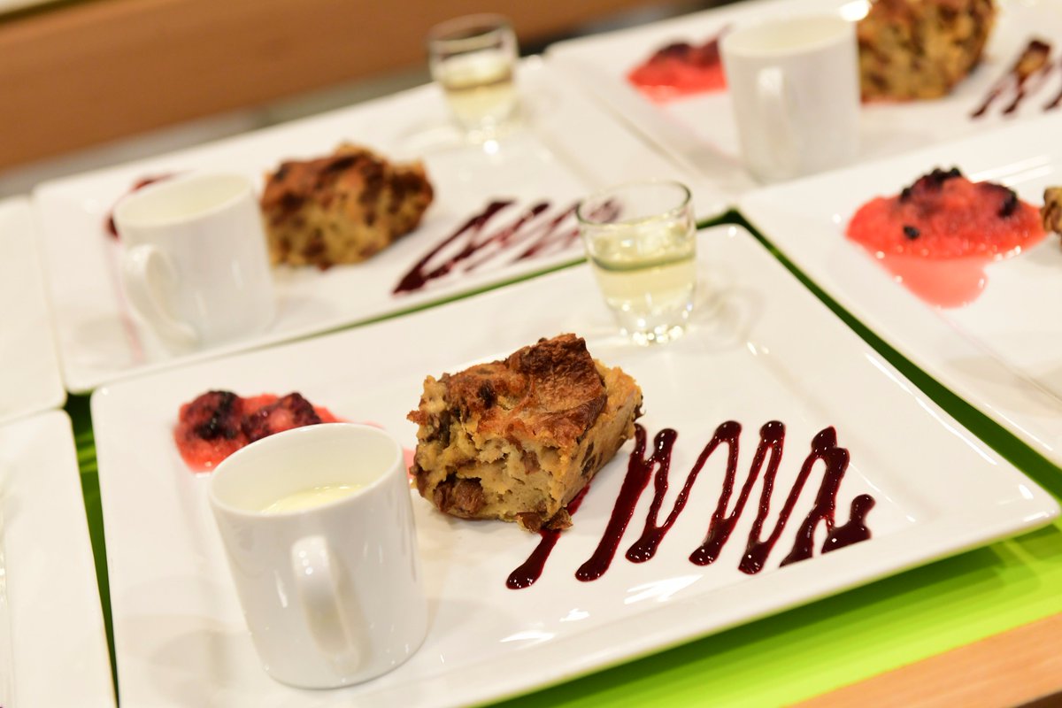 For dessert, plum bread and butter pudding by <a href="/MyersPlumLoaf/">Myers Plum Loaf</a> with hot toddy custard, fresh berry compote and a shot of marmalade gin <a href="/ALittleLuxuryLt/">A Little Luxury Ltd</a> #LDFA17