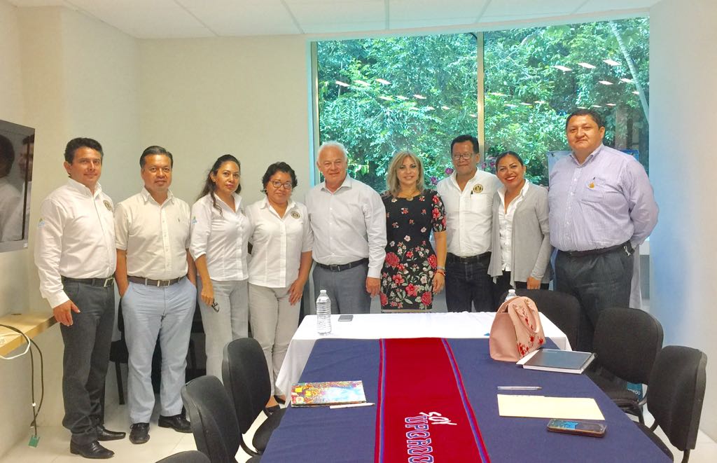 #HOY El equipo del @IQMujer sostuvo una reunión de trabajo con el rector de la <a href="/UPQROO/">UPQROO</a> con el objetivo de sumarse a la Política de Igualdad.