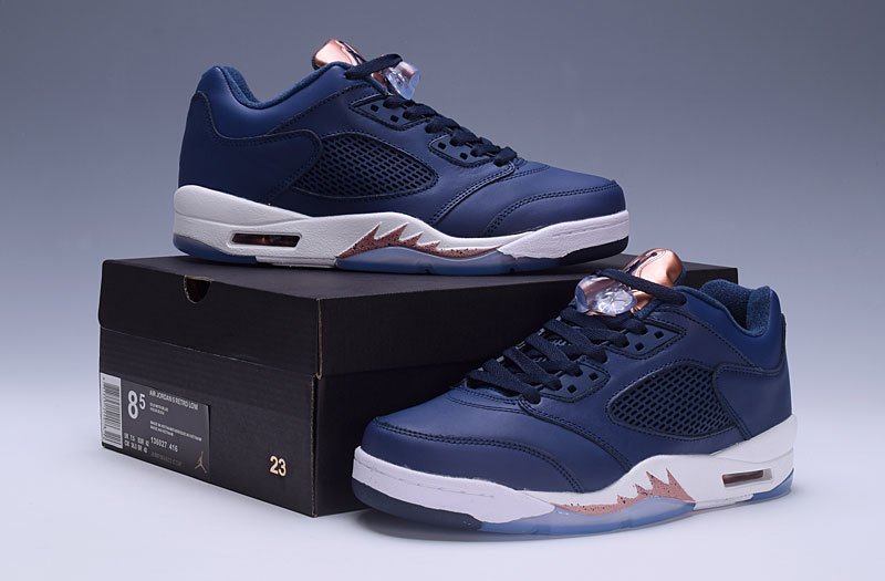 editor55's tweet image. AIR JORDAN 5 BLUE
Oferta desde €65.90
+CUPON DE DESCUENTO  3 EUROS : Des3off
Offer only €65.90
bit.ly/2xxtmut
