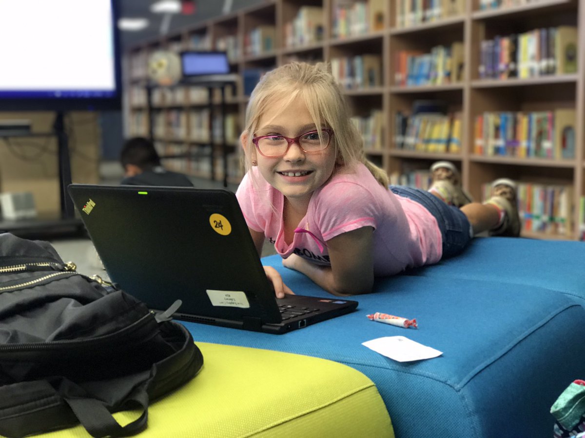 KreinhopCoding's tweet image. #GirlsWhoCode #WolfpackCODE #KhopP2P @KreinhopKISD