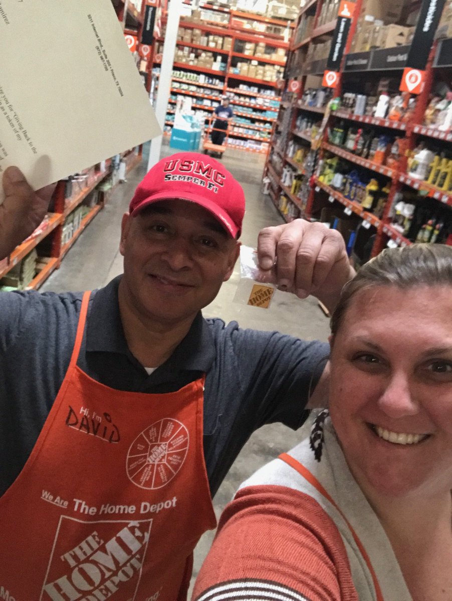 raybes63's tweet photo. Tabitha (ASDS@HD550) recognizing 1ST wavers that went down to Houston to help out our brothers and sisters in orange!! https://t.co/eQZUuSA3Y0