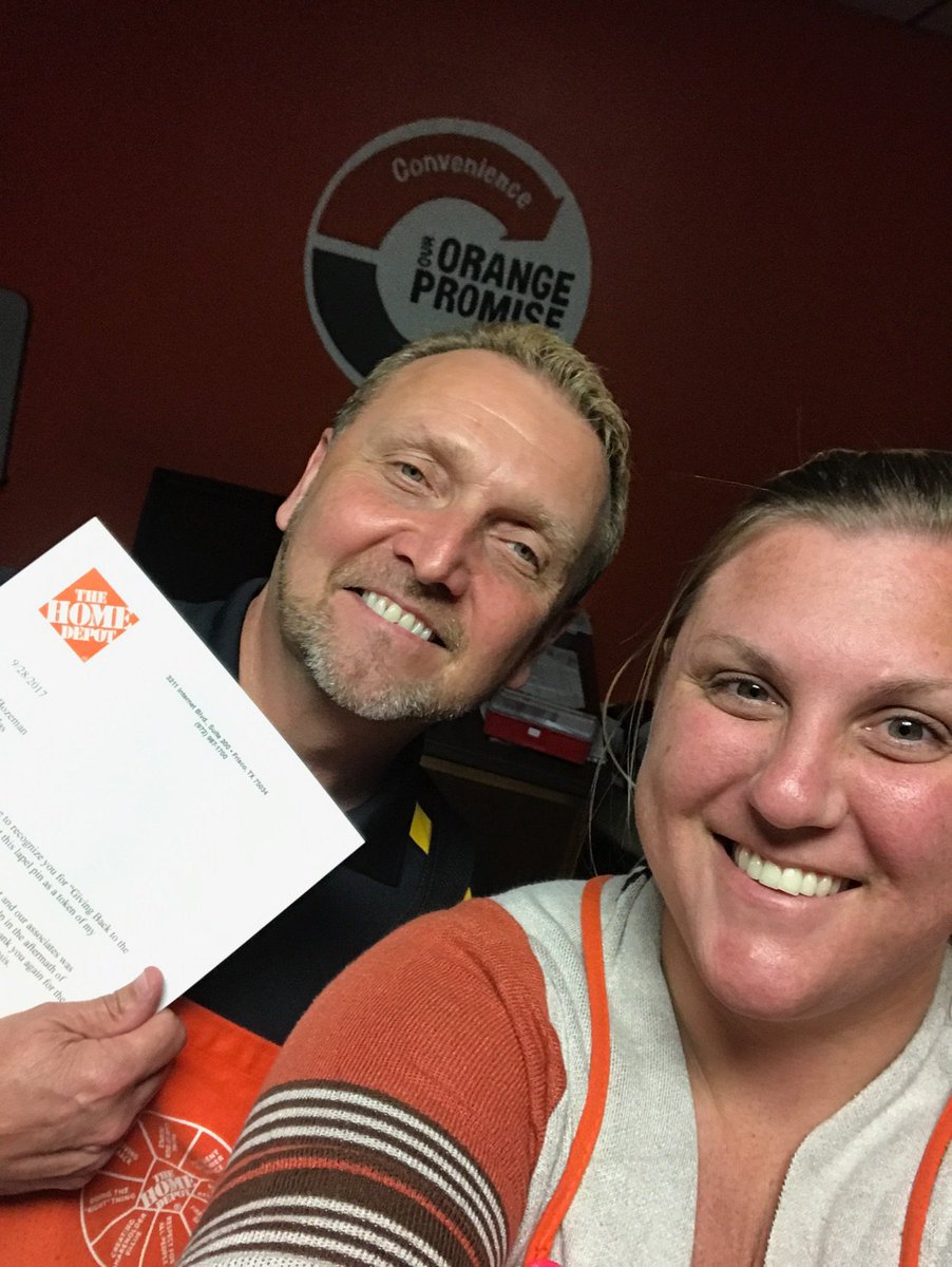 raybes63's tweet photo. Tabitha (ASDS@HD550) recognizing 1ST wavers that went down to Houston to help out our brothers and sisters in orange!! https://t.co/eQZUuSA3Y0