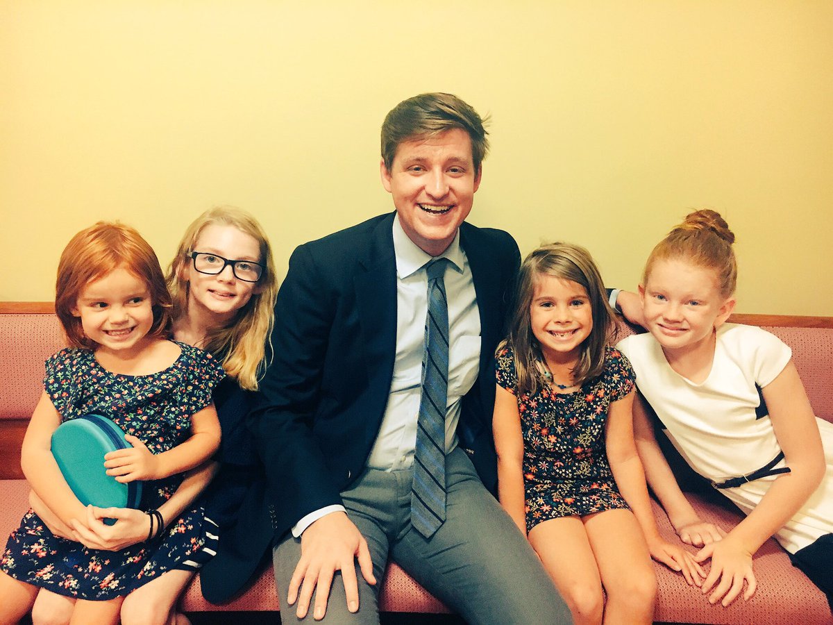 NancyMurrayOP's tweet photo. Shoutout to my favorites for making it to Nancyfest Take 5! #blessed @thebencrane @theallisoncrane @JoelMurray9of9 https://t.co/KhENGlf6xa