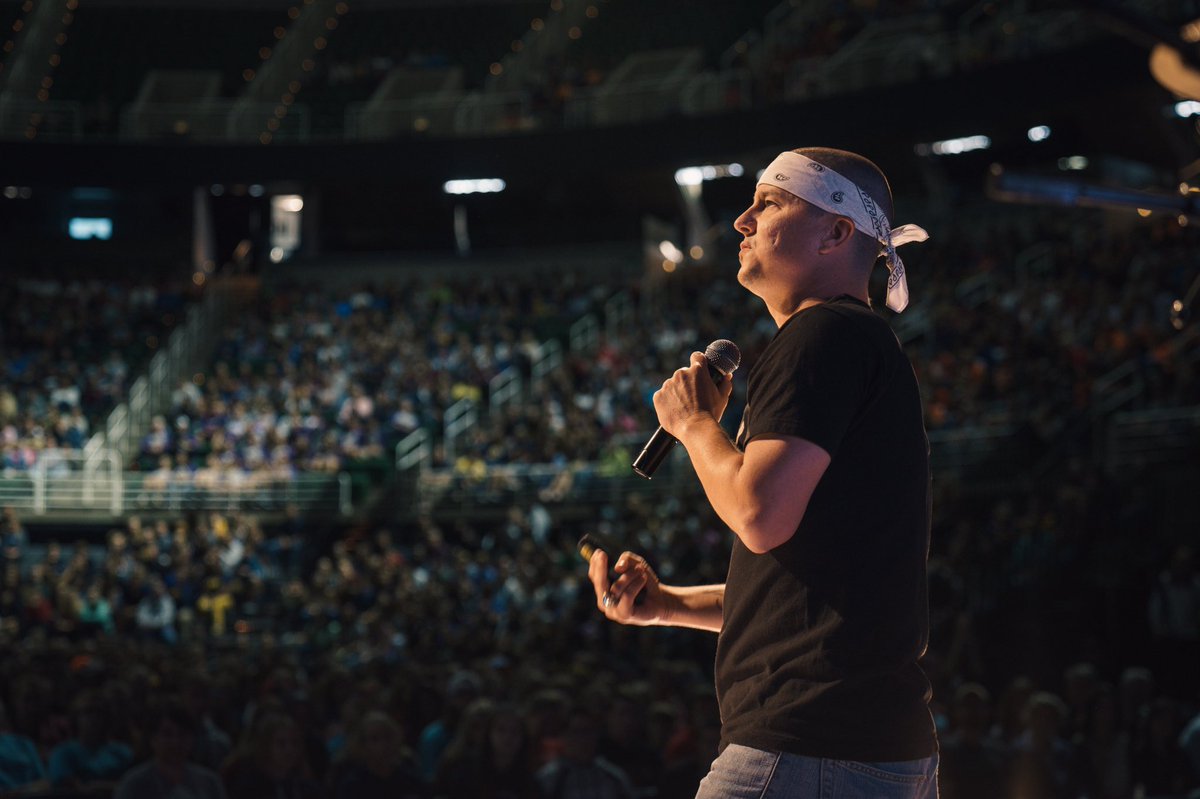 drphilcampbell's tweet photo. Michigan...thank you. #FindYourGrind ❤️❤️❤️ https://t.co/QuFGjGo6Lx