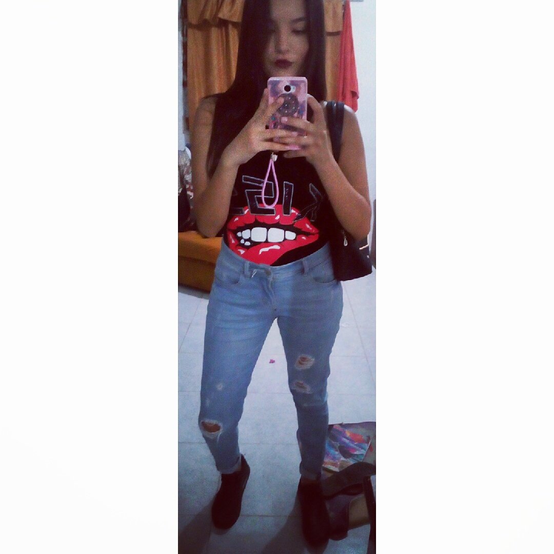 KatyQuintero07's tweet photo. #NuevaFotoDePerfil https://t.co/r1bCDgvLtZ