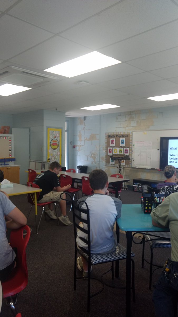 DiscoveryRobot1's tweet image. A civil engineer speaking to our team on what it&apos;s like to be an engineer. #safety #inspiration