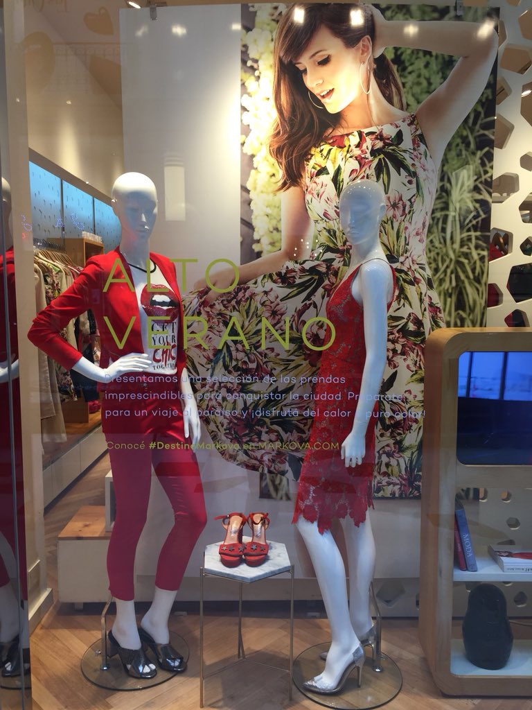 Beyour_Best's tweet photo. #tendenciarojo ❤️🍓❤️🍓❤️ #galeriaspacifico @paulacahen @EN_mujer @markovaonline @Cacharelparis #redtrend #fashion #fashionstyle #ss18 https://t.co/ZHPgGxtsRs