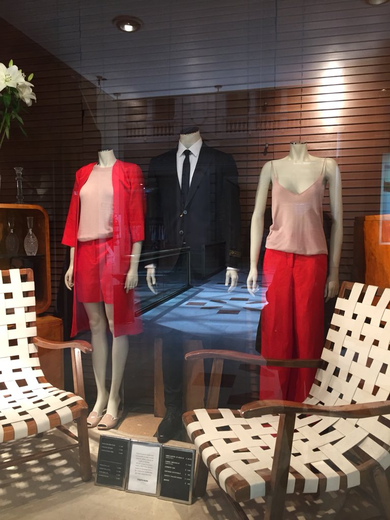 Beyour_Best's tweet photo. #tendenciarojo ❤️🍓❤️🍓❤️ #galeriaspacifico @paulacahen @EN_mujer @markovaonline @Cacharelparis #redtrend #fashion #fashionstyle #ss18 https://t.co/ZHPgGxtsRs