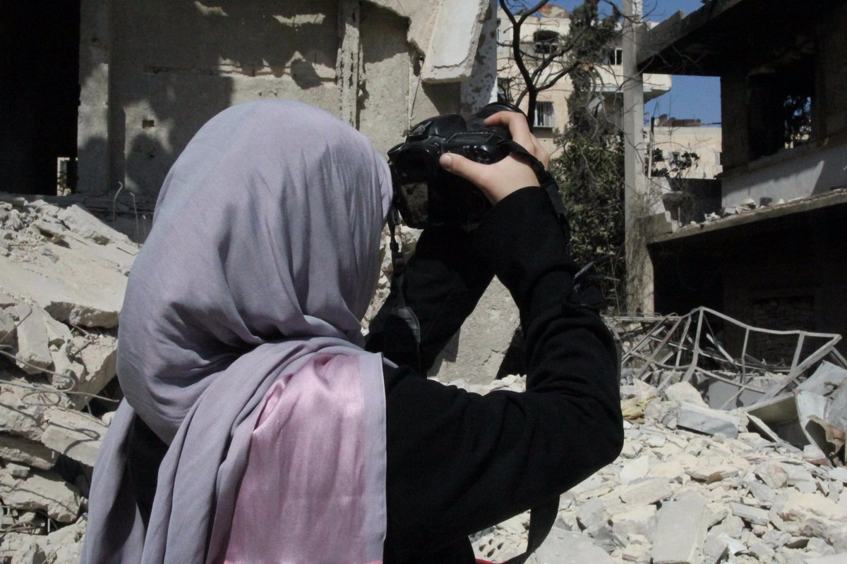 Hayley_Barlow's tweet photo. Today at 3.30pm on @ShelaghFogarty LBC show, rare interview with multi award-winning #c4news filmmaker @waadalkateab on life #InsideAleppo https://t.co/jmXXDzILs5
