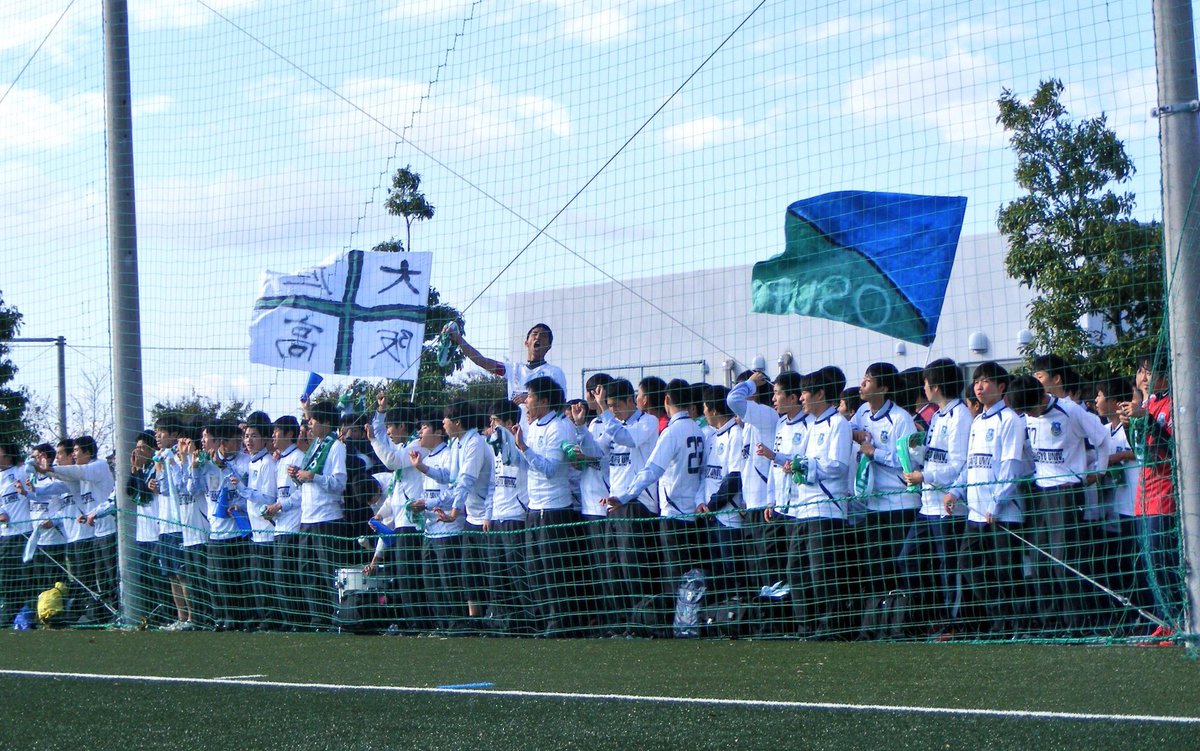 kut_83199's tweet photo. 今日でサッカー部引退しました。
副キャプテンとして尽くせたかは分からんけど良い経験やった！
本当に幸せな２年半でした。
ありがとう！！ https://t.co/hAG39fHuVy