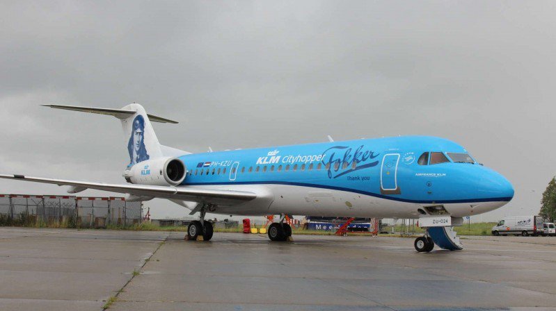 We’re giving away 15 scale models in the special <a href="/KLM/">KLM</a> <a href="/Fokker/">GKN Fokker</a> livery! Follow <a href="/GKNAero/">GKN Aerospace</a> and RT before 28-Oct-2017 20:30 for your chance to win