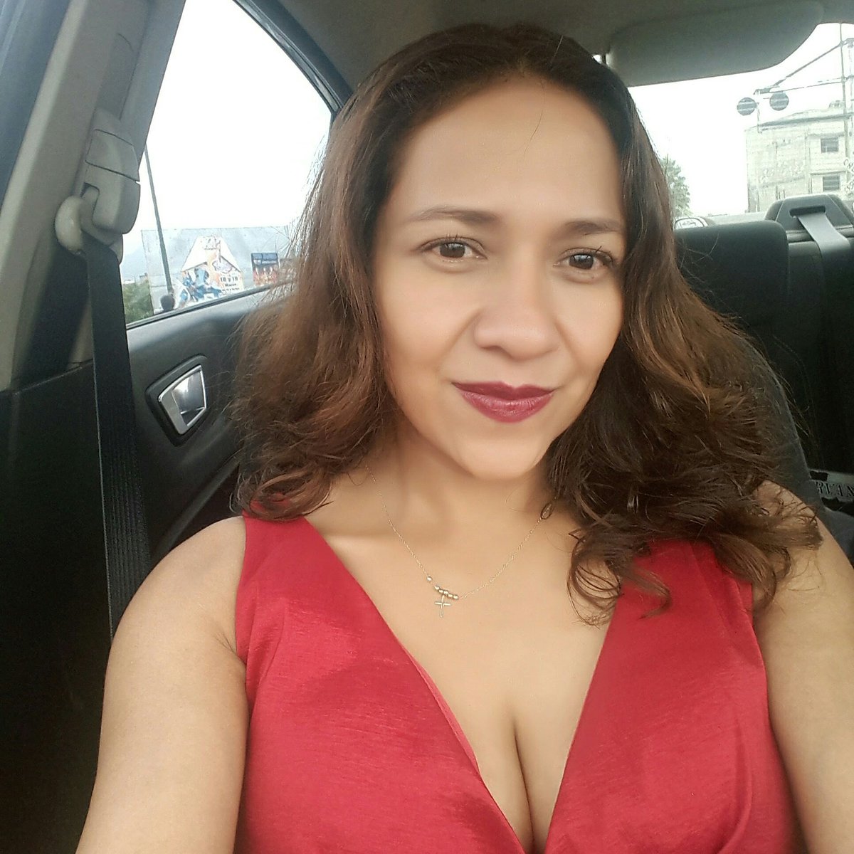 jenifercindy's tweet photo. #NuevaFotoDePerfil https://t.co/Ifv2Z4dKSH