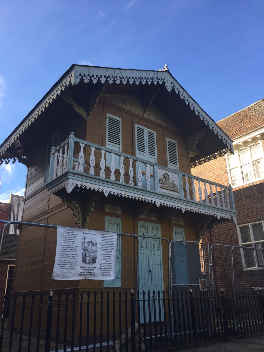 JohnJcwinter's tweet photo. Spending a day in Rochester up close with one of the most iconic buildings in English Literature https://t.co/GvusfQDicx