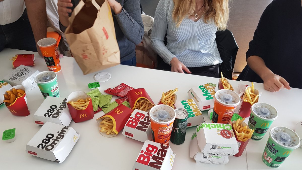 monfortmichael's tweet photo. Le Mc Do du dirlo 🤣🍔🍟 #Stageimmersion #DCLyon https://t.co/fovnAR4Uak