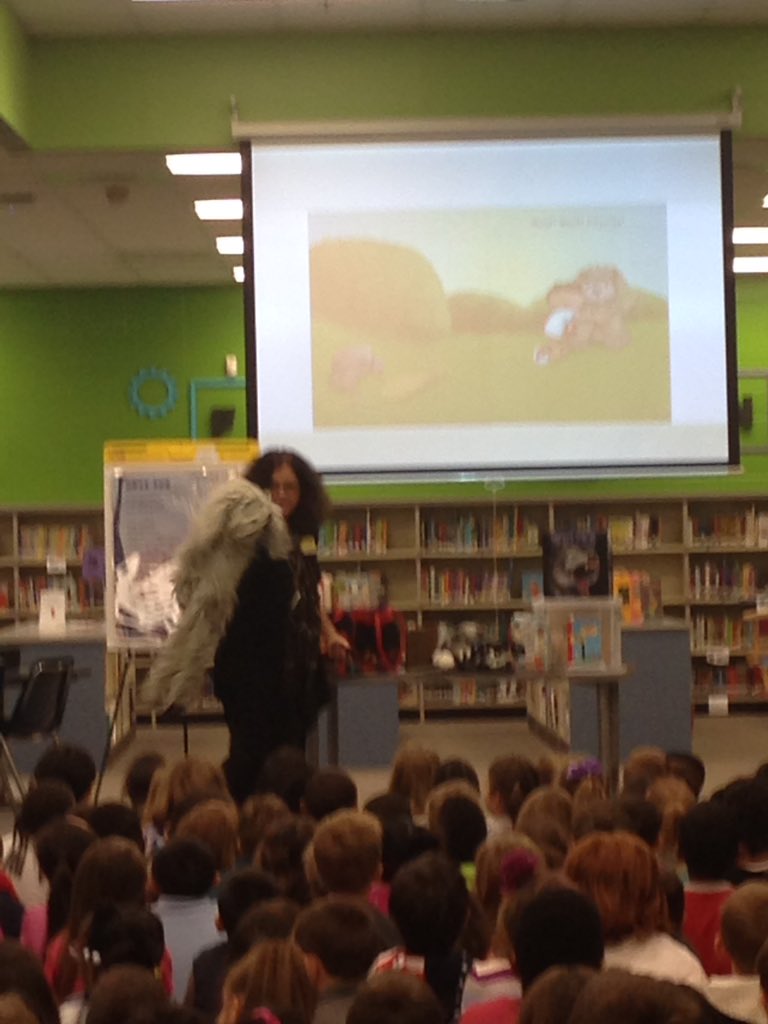 addisongators's tweet photo. We love Robyn Hood Black!!! Thanks for visiting us today! #addisonrocks #cobbmedia https://t.co/VxrdqZTnj1