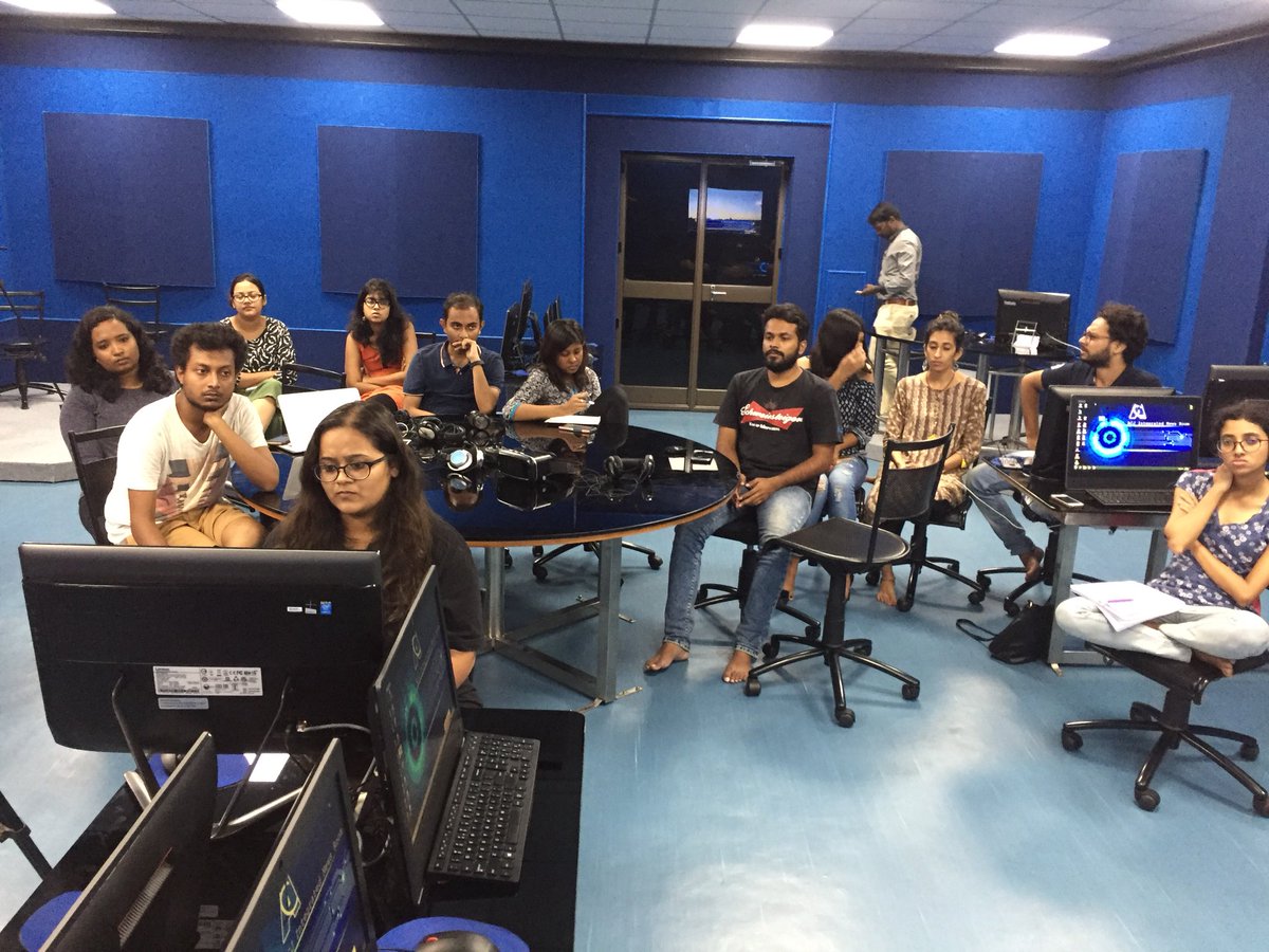 Dev (@devadasrajaram) on Twitter photo “When 70% of India’s population lives in rural areas, they should be the mainstream - not the 30% who live in urban areas” <a href="/Shu_Cgnet/">ShubhranshuChoudhary</a> of <a href="/CGNet_Swara/">CGnet Swara</a> to <a href="/ACJIndia/">ACJ</a> students. “When 70% of India’s population lives in rural areas, they should be the mainstream - not the 30% who live in urban areas” <a href="/Shu_Cgnet/">ShubhranshuChoudhary</a> of <a href="/CGNet_Swara/">CGnet Swara</a> to <a href="/ACJIndia/">ACJ</a> students.