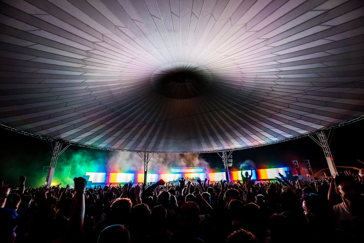 Last round of #Dekmantel17 sets by <a href="/MastersAtWorkk/">MastersAtWork</a>, <a href="/ShantiCeleste/">Peach Discs</a>, #OmarS, #RedAxes, <a href="/SANPROPER/">SAN PROPER</a> and <a href="/StumpValley/">Stump Valley</a>!

dkmn.tl/mainstage-df17