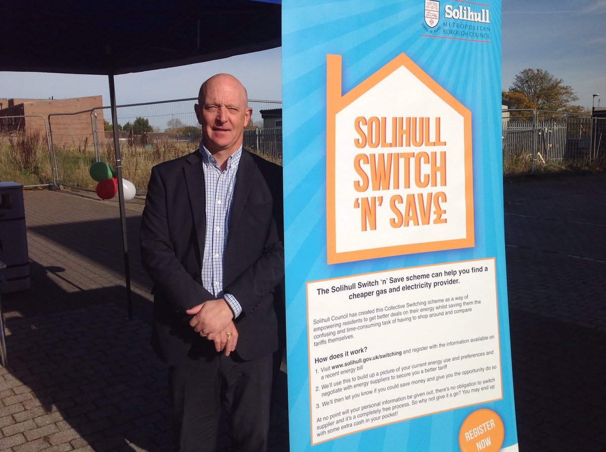 CastlesPaul's tweet photo. If you'd like to cut your fuel bill speak to Robin at Solihull Get Involved Day in Smith's Wood. #switchnsave #SGIDay https://t.co/3xIk08qliU