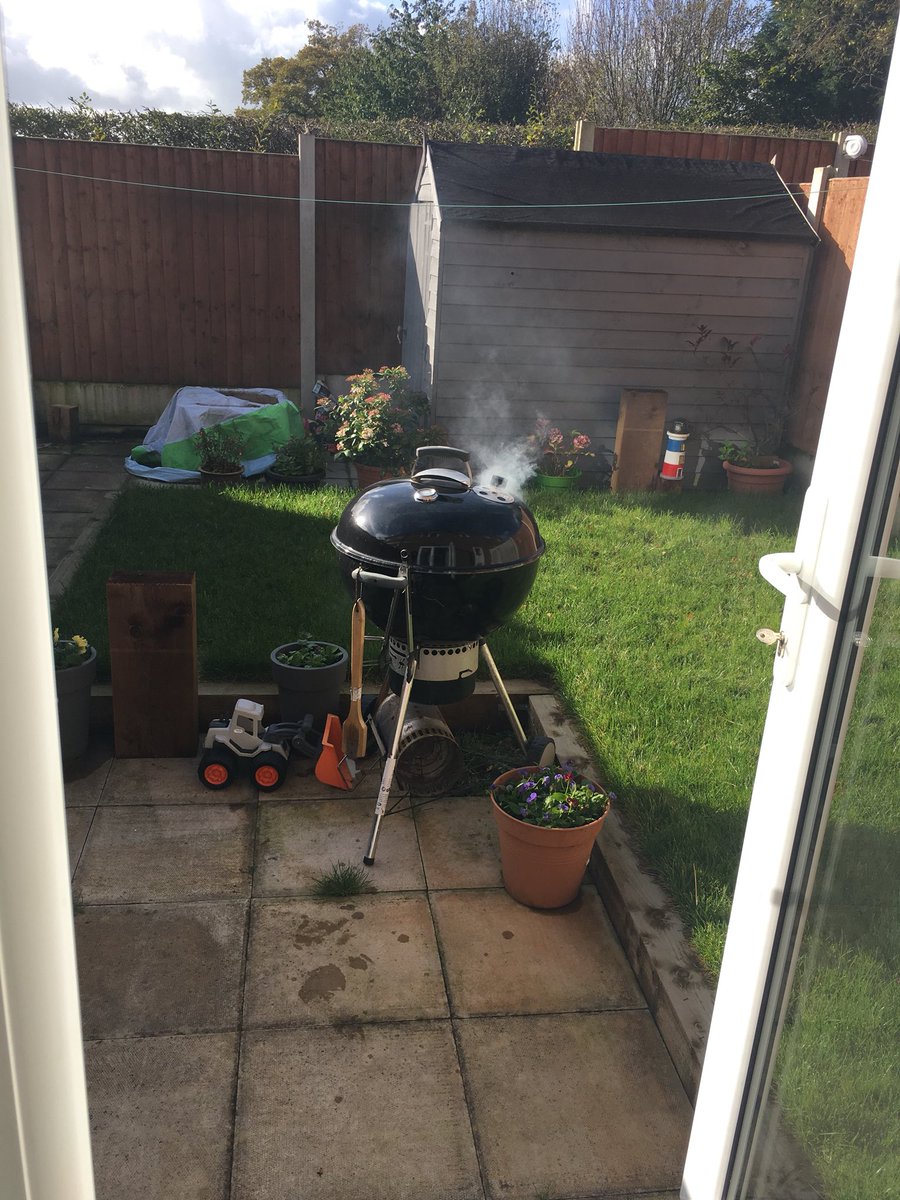 ScruffyLaw's tweet photo. Finally getting round to using the @SaltLickBBQ Dry Rub I got a free sample of from @RubClubUK. Couple of bit of brisket are on. https://t.co/afxHKaPCaX