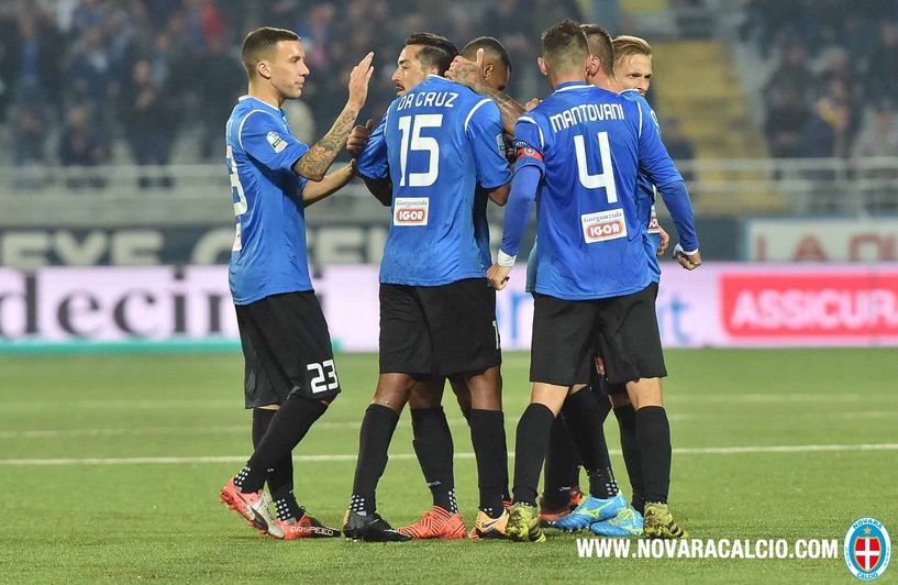 Novara__1908's tweet photo. 🔝 #MVPAzzurro Finage Consulting, è Di Mariano il migliore di #NovSal
🏆 Da Cruz e Sciaudone sul podio: https://t.co/gKe83278O8 https://t.co/X4aROXZ4x7