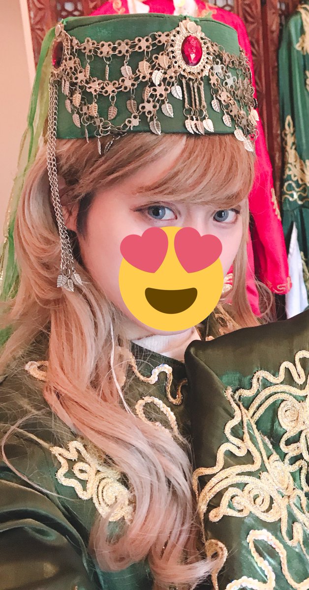 撮影垢用 フォローは自由にどうぞ あとから参ります トルコの民族衣装 金持ちの衣装との事 装飾がすごい 着付けのお姉さんさんがなんと すごい美人で優しくて幸せ トルコの女性憧れる リトルワールド 名古屋