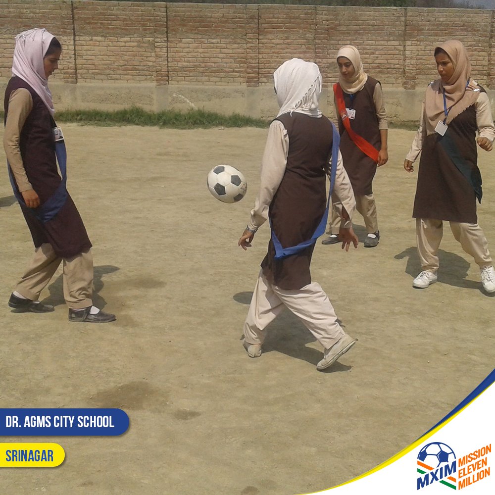 MXIMIndia's tweet photo. Dr. AGMS City School, is one of the 1200+ schools in Srinagar that's part of #MXIM. #FootballTakesOver https://t.co/RPrjl81ndA