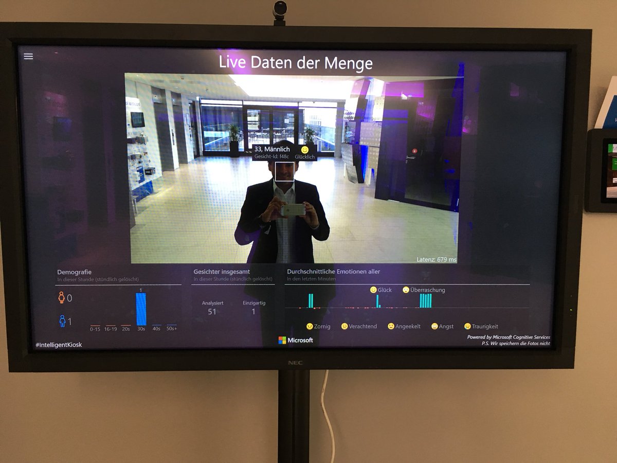 spschwabe's tweet photo. #IntelligentKiosk ausprobieren bei @microsoft_de - cool wie schnell die ausgewerteten Daten vorliegen! https://t.co/wFk97ctQvf