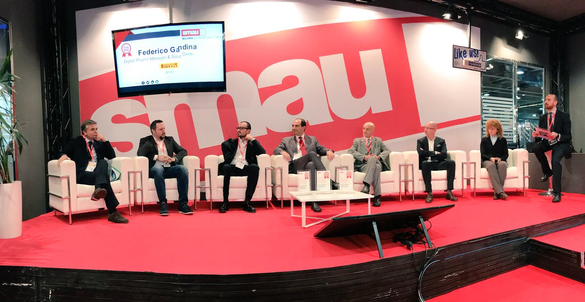 opinnoitaly's tweet photo. dai casi di successo a professionisti e aziende: "come affrontare la #trasformazione nell’#Industry40" • qui a @smaunotes, Main Stage https://t.co/OGX0G2Z3EA