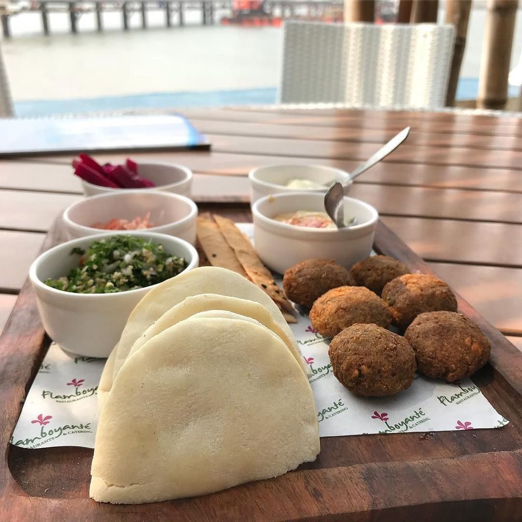 MumbaiFoodLover's tweet photo. Mezze Platter at @boardwalkbyflamboyante
#MFLClub #MFLAlibaug #MFLTripping #Alibaug #Mandva https://t.co/axniYv2JVp https://t.co/CjIoEAmYQq