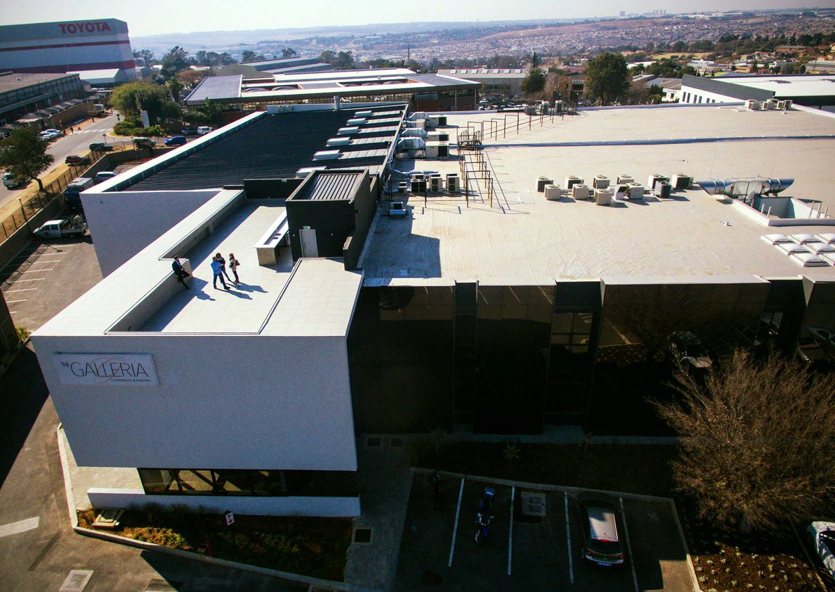 Book your year end function with us for a spectacular evening.
Contact us on: 011 036 5361 
Email: info@thegalleria.co.za