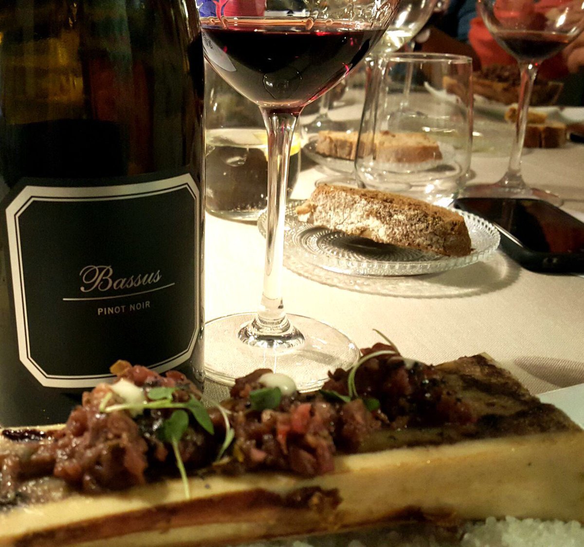Bodegas Hispano Suizas tweet media
