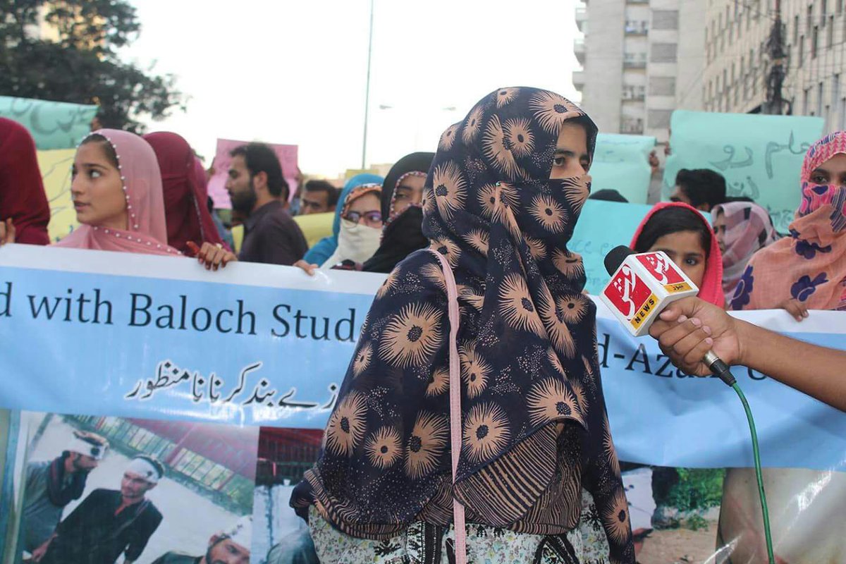 rozard_baloch's tweet photo. We stand with #Balochstudents of #QAU..
#RestoreExpelledStudents
#QAUstrike
@minerwatahir @StudentsRights https://t.co/VYiOnl2P2U
