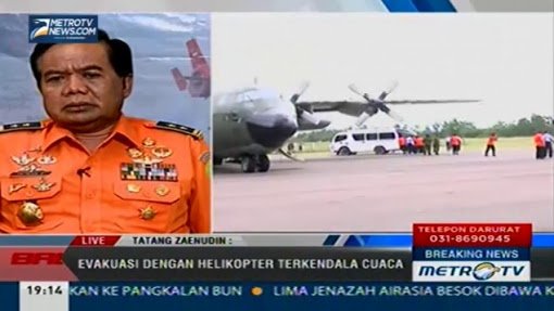 Maya7984385706's tweet photo. @tatang_zaenudin (Deputi Operasi Basarnas,2014).Dunia memuji..https://t.co/rnXHUrVIIT

#KangTatangJabar1 
#Basarnas 
#TragediAirAsia2014 https://t.co/ruF2yNhxNQ