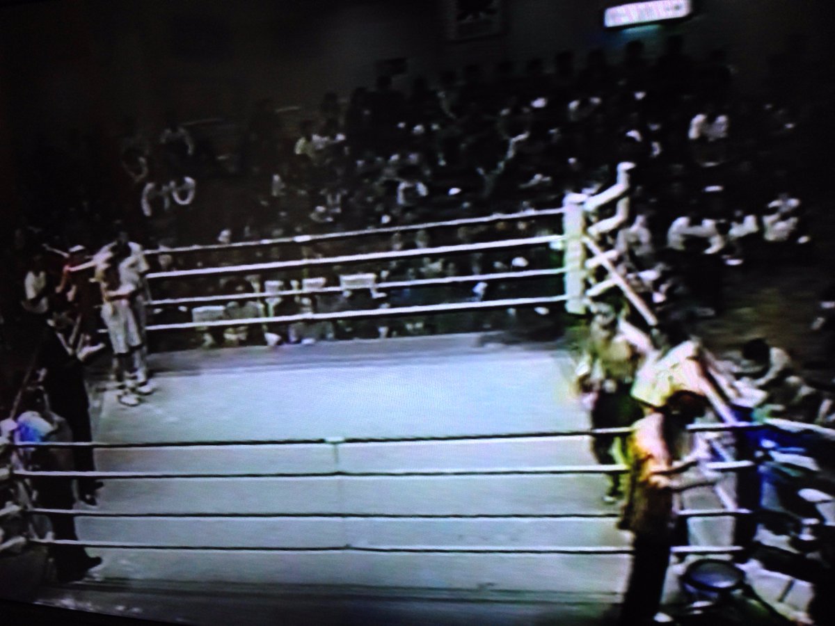 宮上将志 右利きだけど強いサウスポーボクサー ボクシングが出来るようになる方法とコツとは Youtube動画であなたに公開 Youtube動画はこちら T Co Rxxlrwdks8 キックボクシング 空手 ピラティス ヨガ T Co 2mql736xcc