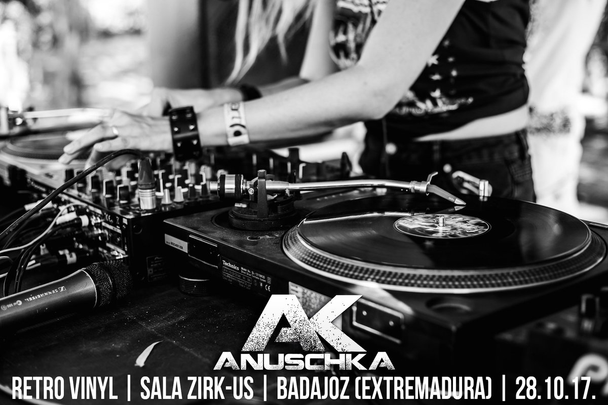 djanuschka's tweet photo. Si te apetece escuchar y bailar buen #Retro... Nos vemos este Sábado en #ZirkusClub #Badajoz... Lo pasaremos bien ;-) #Anuschka #28Oct2017 https://t.co/JSHfJrx7EI