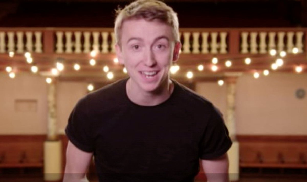 C4AmINormal's tweet photo. How can YOU become an actor? #StageSchool's @lukeKhiggins is here with 3 top tips! https://t.co/khdmOdD1sg #WednesdayWisdom https://t.co/qLkzZr51Eh