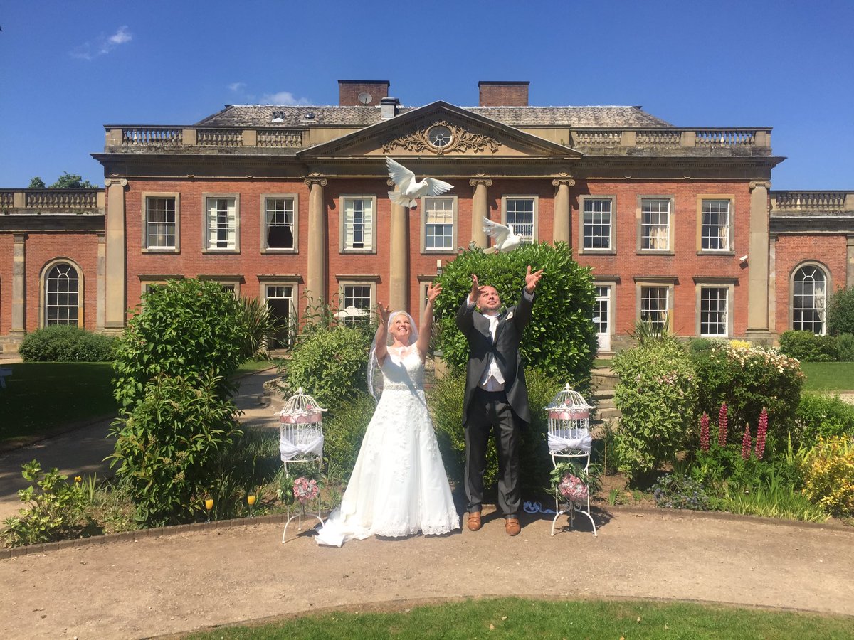 CHouseEvents's tweet photo. Some of our amazing Nottingham city ceremony venues! @LaceMarketHotel @BKNottingham1 @WollatonHall @ColwickHall ❤️❤️❤️❤️❤️❤️❤️❤️❤️ https://t.co/rQWuMty0ci