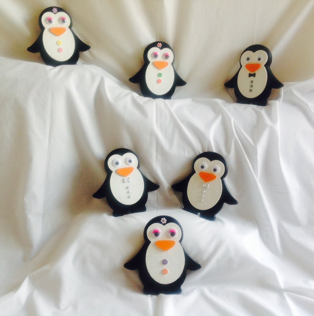 PeachyWillows's tweet photo. Meet our penguin family🎁🎁
#Weather #WomeninBusiness #durham #newcastle #Gateshead #Craftbuzz xx https://t.co/KVo6whiAnJ