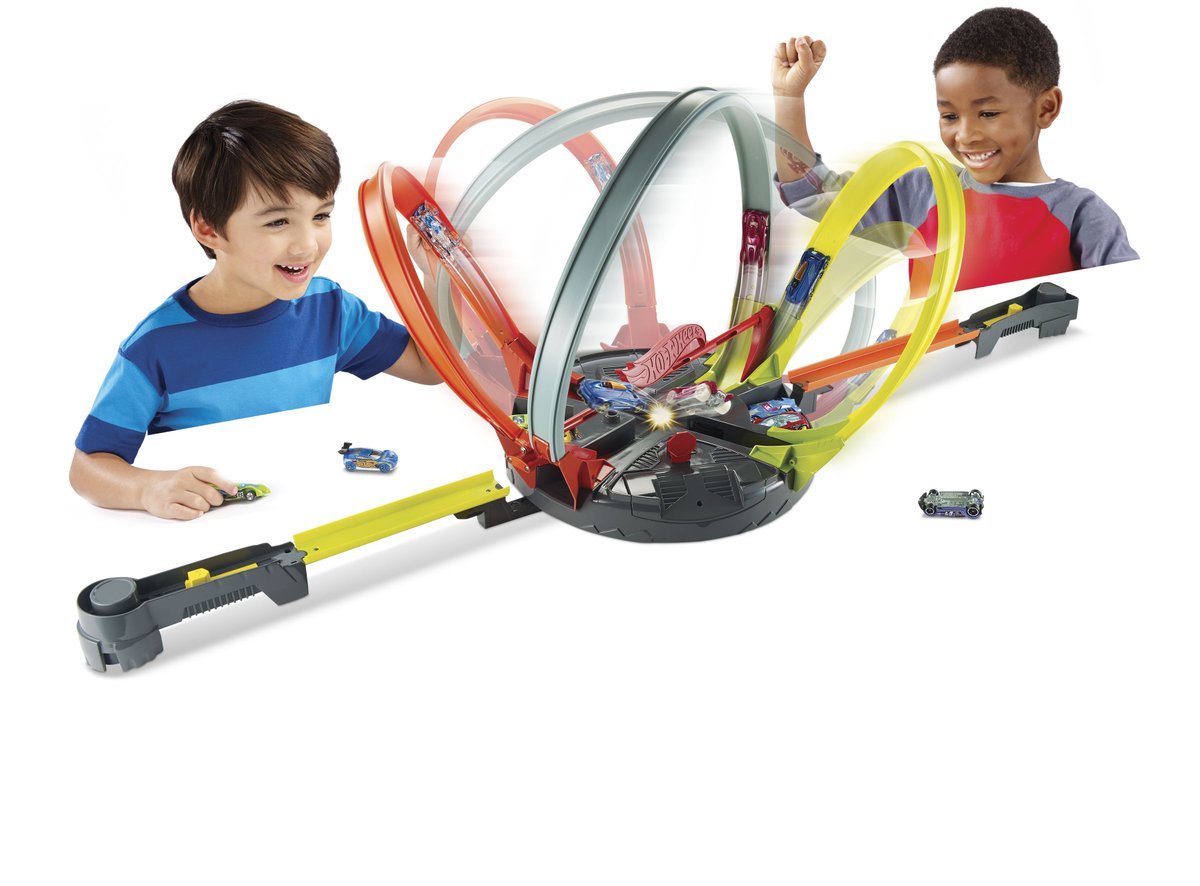 MumsnetTowers's tweet photo. #WinItWednesday Bored this half term? Check out the Hot Wheels Epic Stunt tour. RT &amp; Follow to win Hot Wheels prizes https://t.co/i15EI7KVw1 https://t.co/OGAx0w8vS8