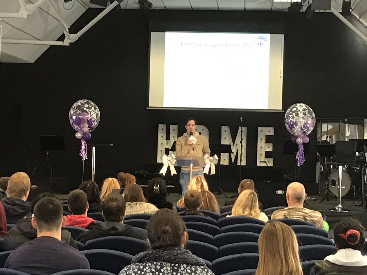 HertsVYP's tweet photo. fantastic talk from @LukeelkinsTV at the #hertsclevent https://t.co/HZ2qJdcld6