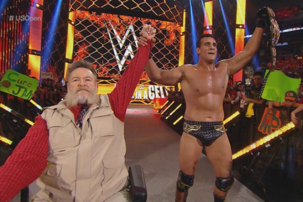 WWENostalgia's tweet photo. On this day in 2015 at Hell in a Cell, Alberto Del Rio made a surprise return and defeated John Cena to become the new US Champion https://t.co/OCu2amptgk