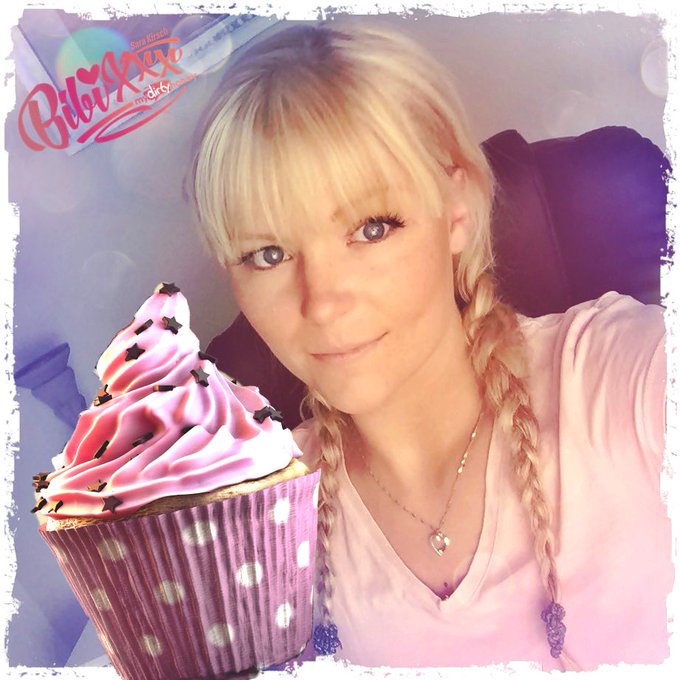 happy birthday to meeee :D :D #itsmybirthday #party #mydirtyhobby #wiedereinjahr&auml;lter #bibixxx https://t<a href="/tag/itsmybirthday"class="tags">#itsmybirthday</a><a href="/tag/party"class="tags">#party</a><a href="/tag/mydirtyhobby"class="tags"><span>#mydirtyhobby</span></a><a href="/tag/bibixxx"class="tags"><span>#bibixxx</span></a><a href="/tag/wiedereinjahr%C3%A4lter"class="tags"><span>#wiedereinjahr&auml;lter</span></a>