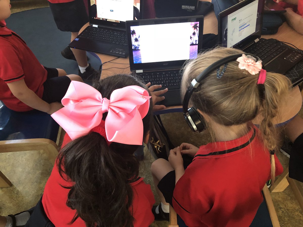 KUWTKinder's tweet photo. Grade 4 Learning Buddies helping JK set up MAP testing. Bravo to all of participants (and teachers) #OICSnewsletter https://t.co/ifQP0sp7iA